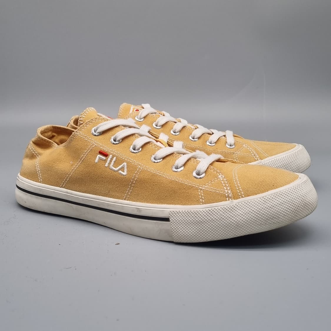 휠라 지데이 남성스니커즈 270 상품이미지1