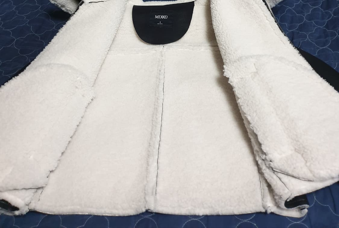 미쏘 레더가죽 크롭 무스탕 블랙 (S) 상품이미지3