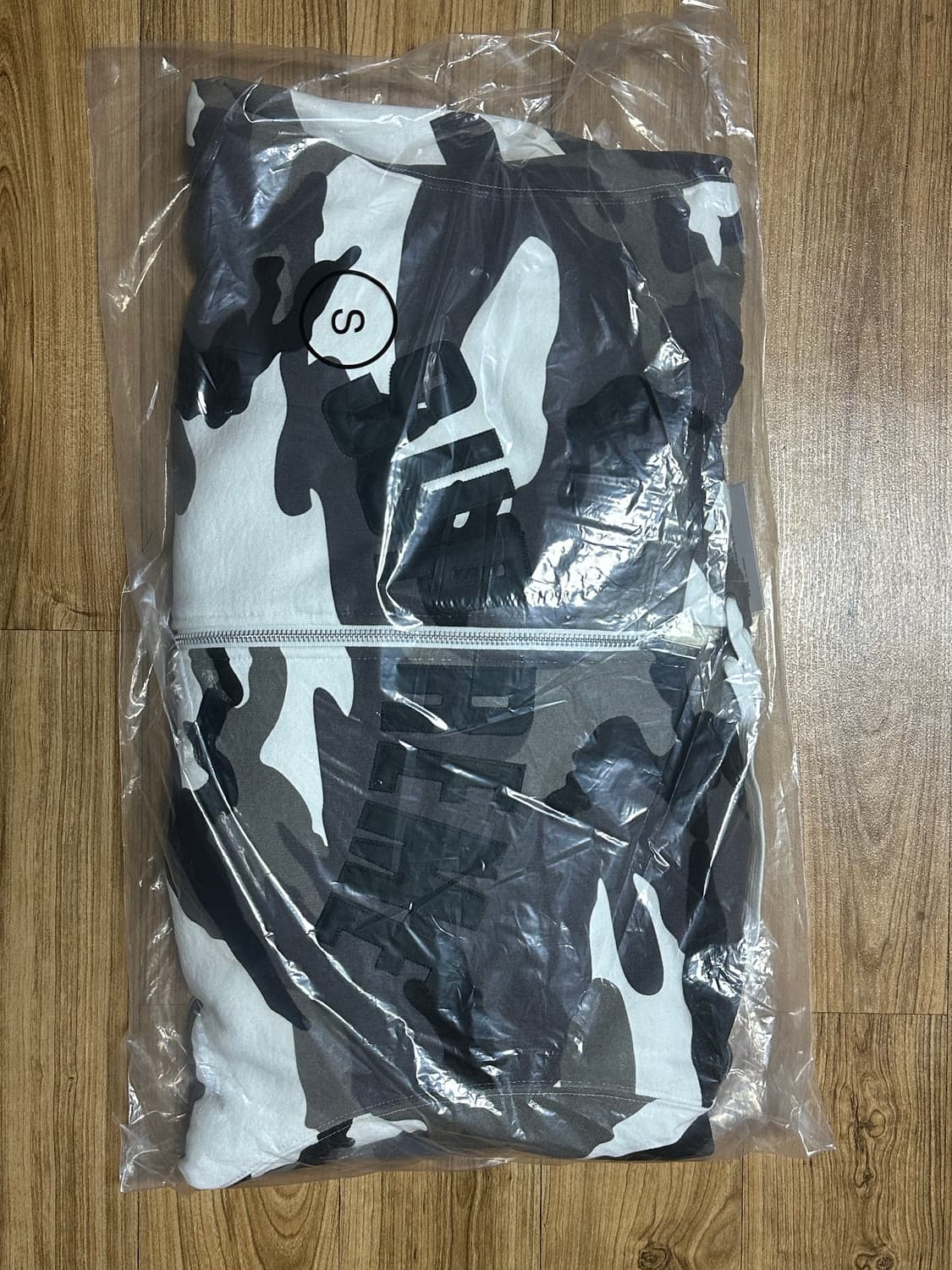 슈프림 아크써멀 후드집업 스노우카모 상품이미지1