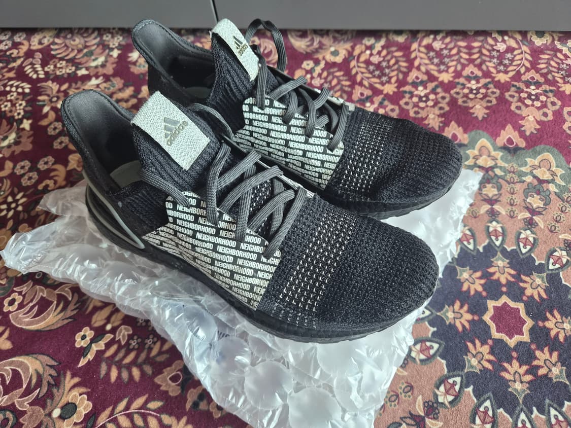 아디다스 x 네이버후드 울트라부스트 265 상품이미지1