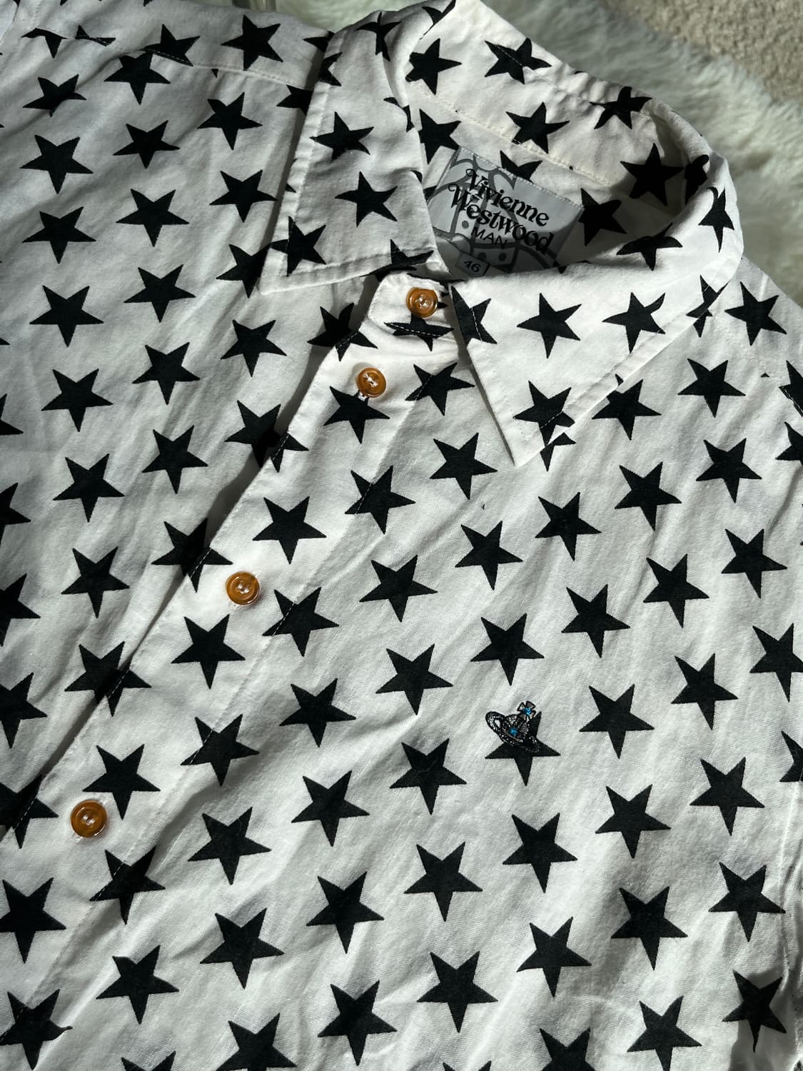 비비안 웨스트우드 반짝반짝 오브 로고 자수 스타 패턴 반팔 셔츠 상품이미지3