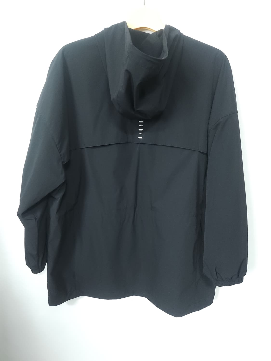 휠라 피트 블랙후드 사파리 바람막이 집업  100 L 새제품 상품이미지5