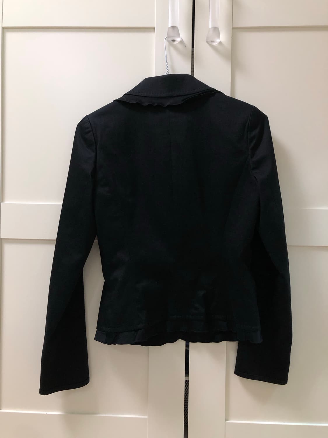 검정 프릴 러플 라운드카라 스티치 자켓 코이세이오 오헤시오 상품이미지6