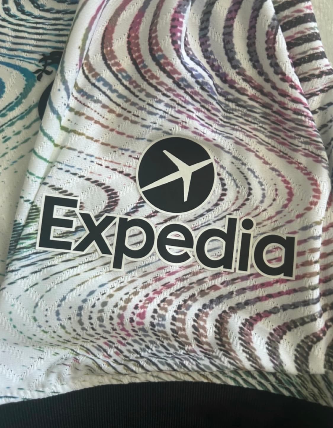 22-23 리버풀 어웨이 어센틱(새제품) 상품이미지3