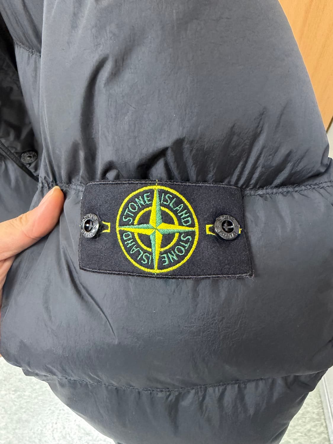 스톤아일랜드 25FW 크링클랩스 리나일론 패딩 상품이미지2