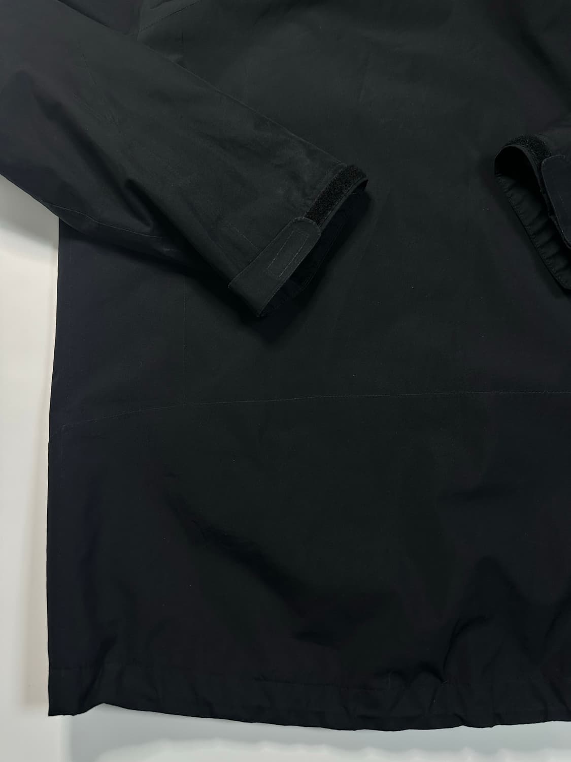 살로몬 블랙 바람막이 상품이미지8