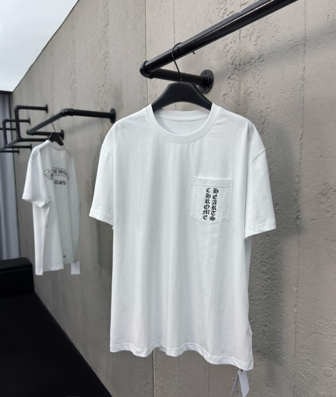 [크롬;하츠] 새상품 / 반팔 / 약 105 사이즈  상품이미지1