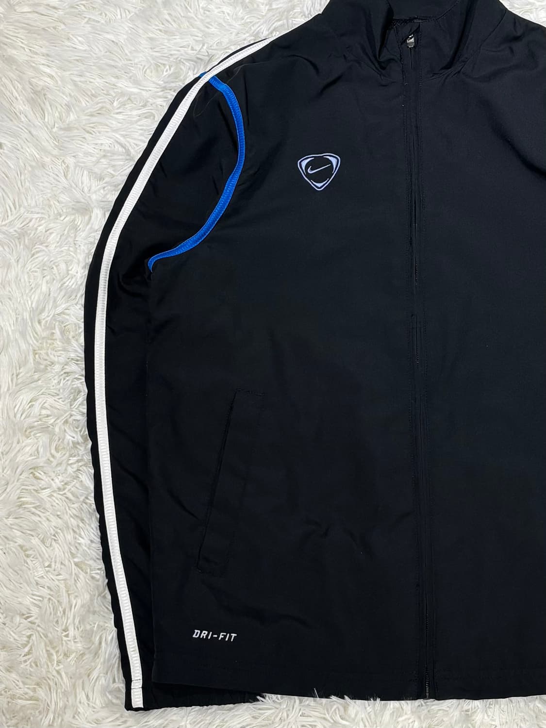 나이키 스우시 블랙 바람막이 상품이미지5
