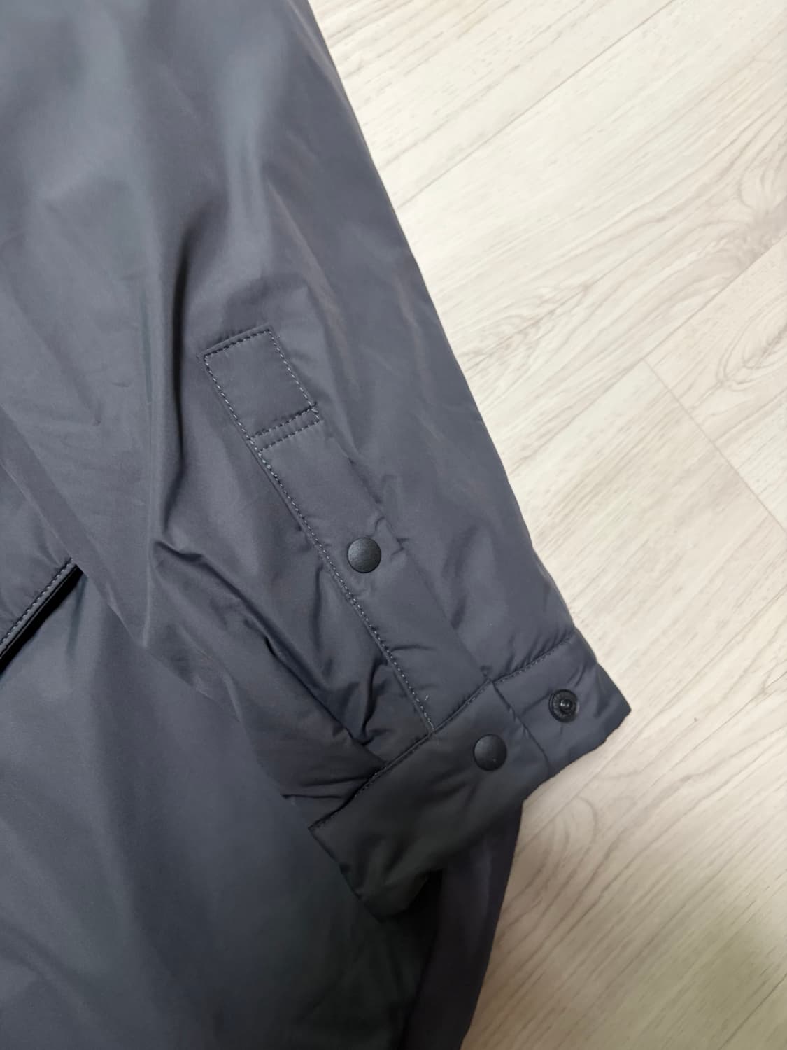 루트파인더 샘플 셔츠 패딩 자켓 차콜 M사이즈 판매 상품이미지4