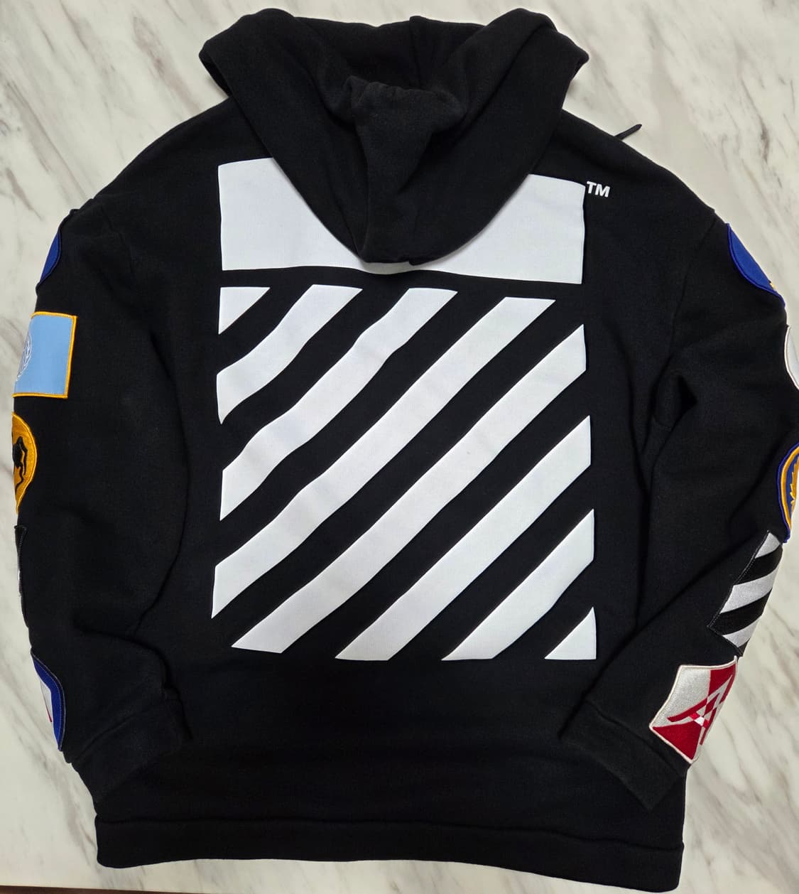 오프화이트 멀티 패치 오버핏 후드집업 상품이미지2