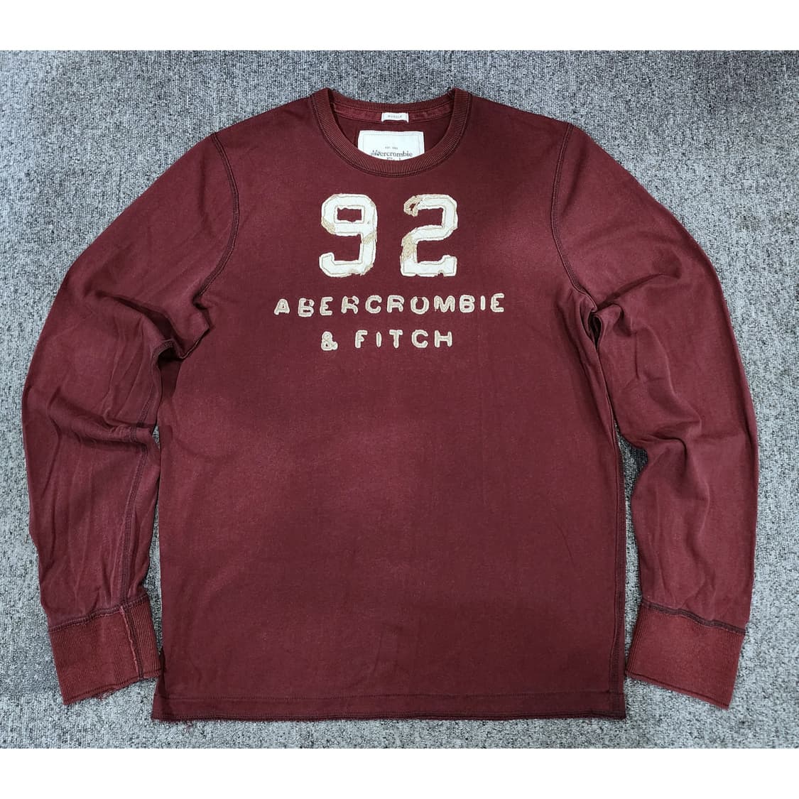 아베크롬비 앤 피치 빈티지 92 스펠로고 슬리브 긴팔티 XL 상품이미지1