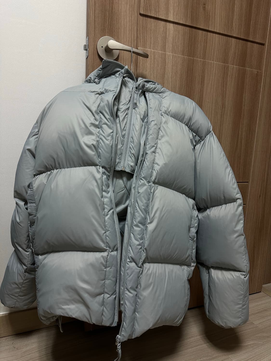 누마레 ee 패딩 그레이 레귤러 M 상품이미지3