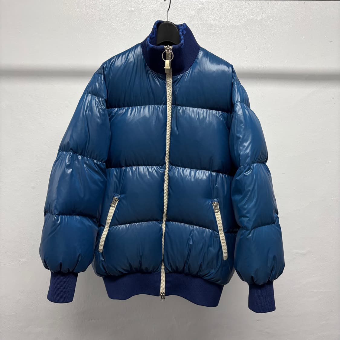 아크네 스튜디오 유광 패딩 상품이미지1