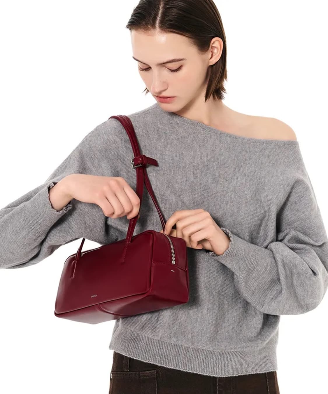 스탠드오일 모어 바게트 백 상품이미지1