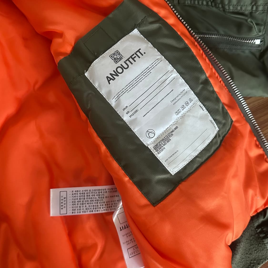 언아웃핏 항공점퍼 상품이미지3