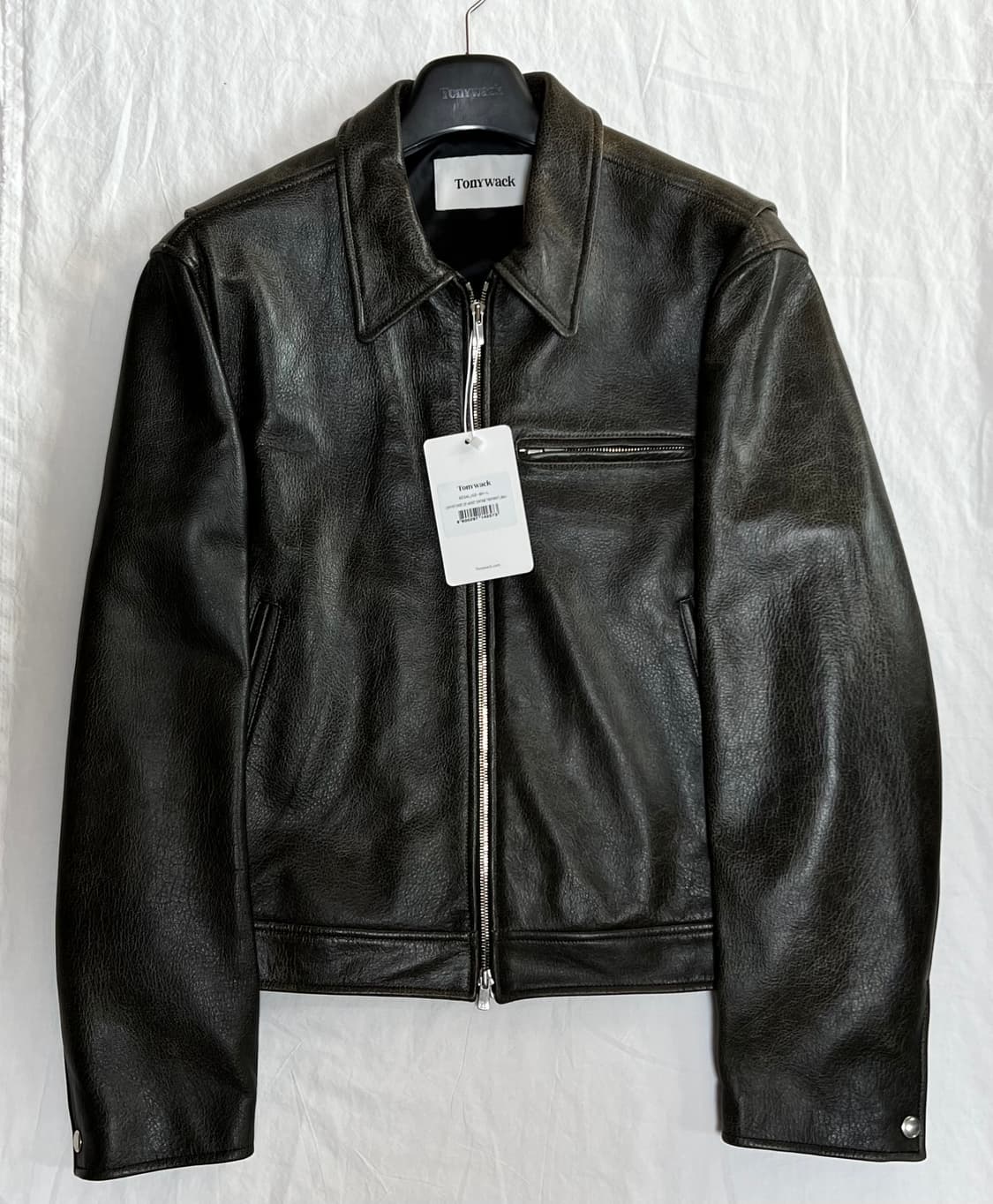 [새상품] L) 25FW 토니웩 체스트 집 레더 자켓 빈티지 블랙 상품이미지6