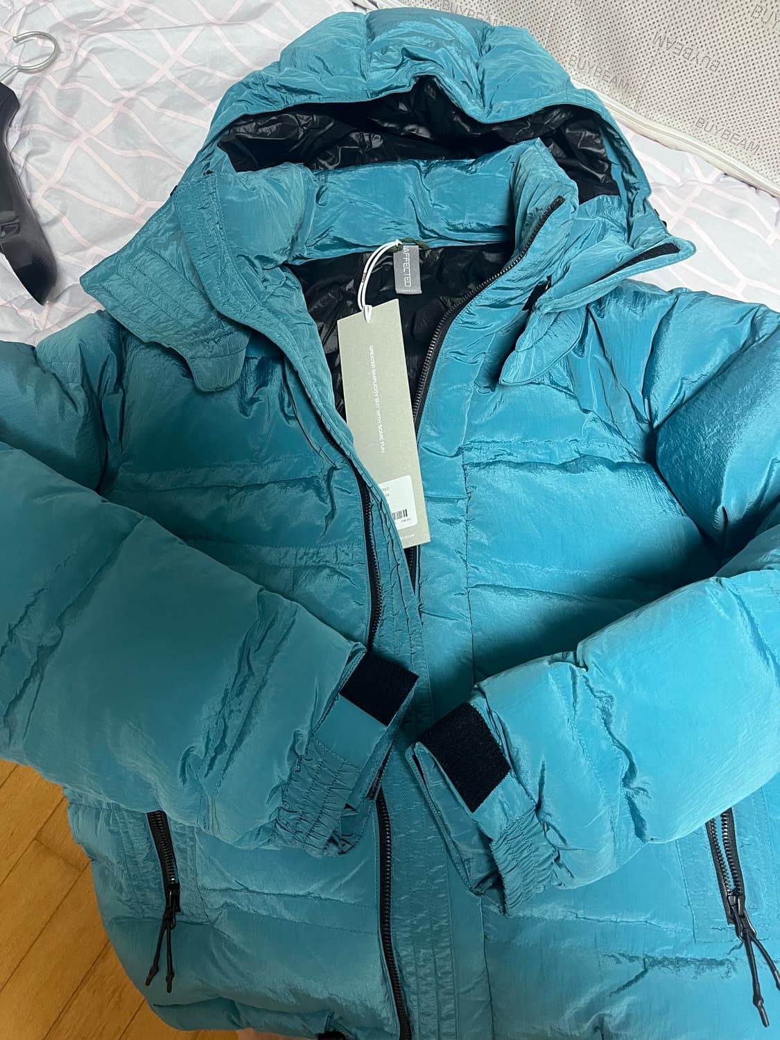 언어펙티드 오블리크 퀼티드 구스 다운 상품이미지2