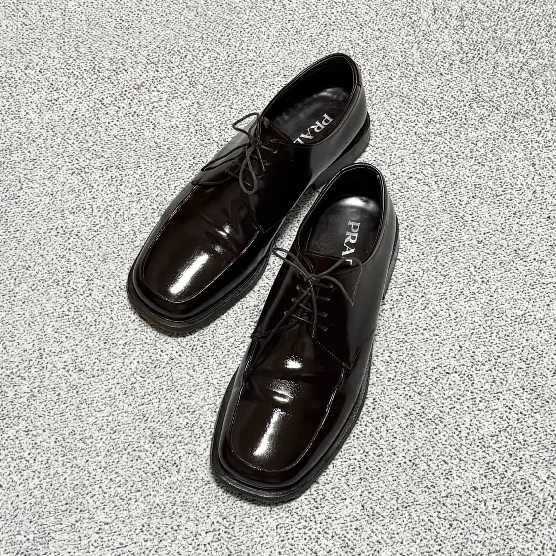 프라다 브라운 레더 스퀘어 토 더비 슈즈 상품이미지1