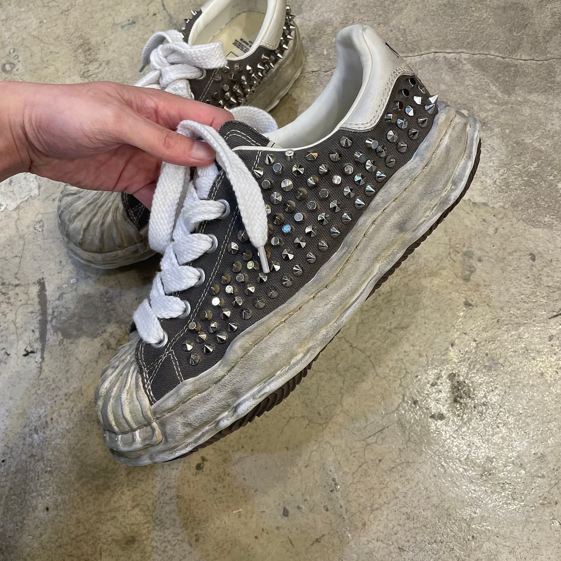 미하라 야스히로 PETERSON23 스터드 스니커즈 상품이미지4