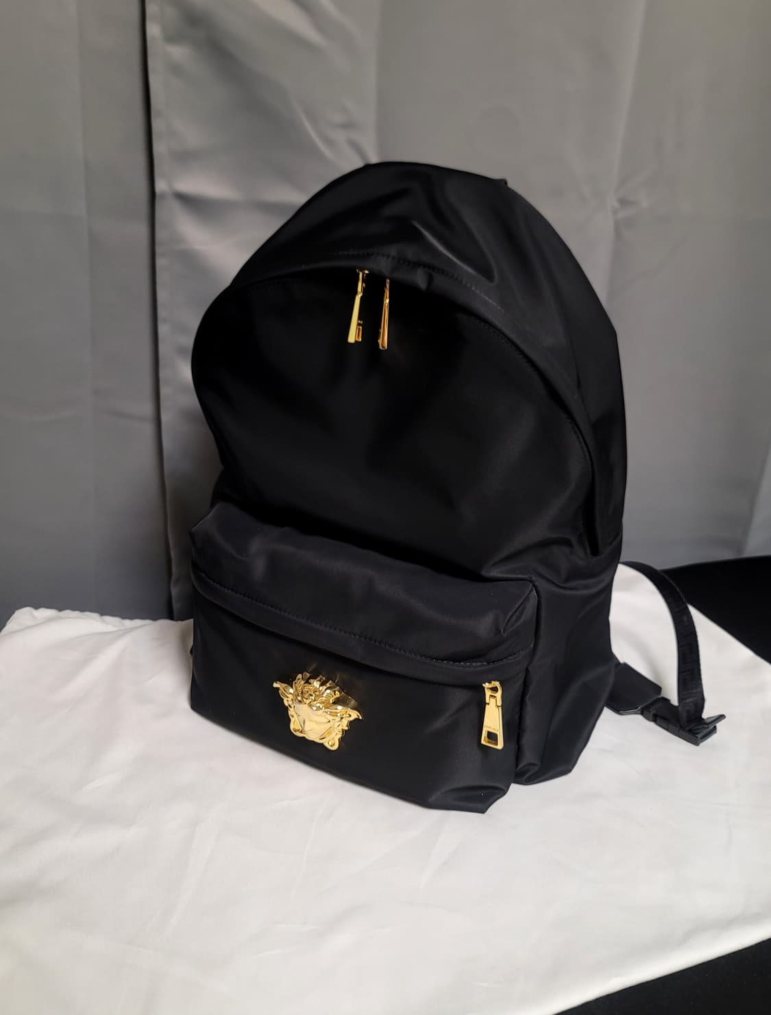 베르사체 백팩,크로스백가방(디올샤넬프라다루이비통구찌셀린느생로랑발렌시아가) 상품이미지2