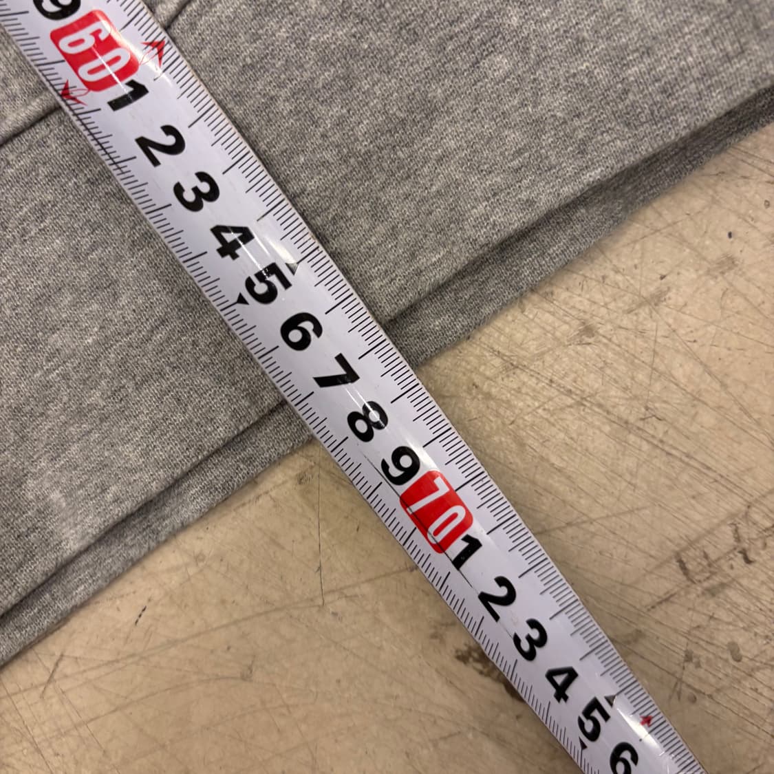 나이키 멀티로고 그레이 맨투맨 상품이미지4