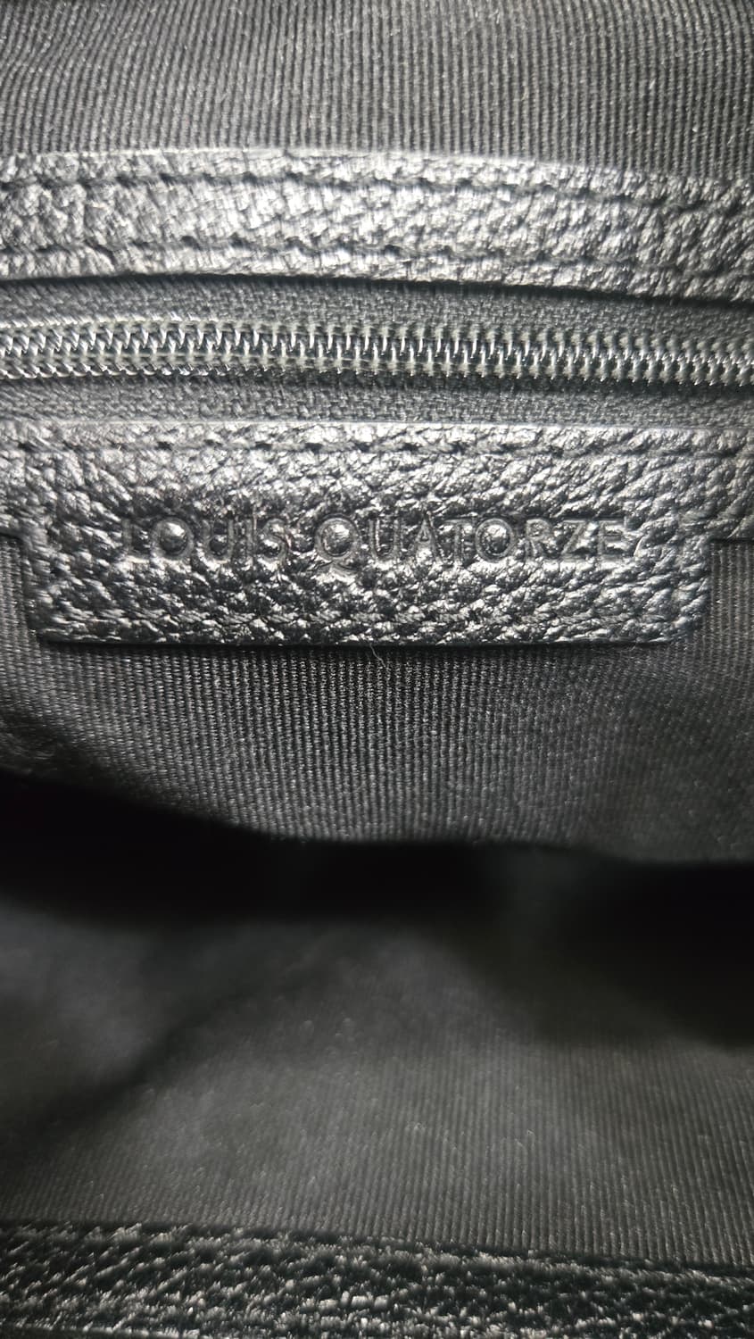 루이까또즈(LOUIS QUATORZE)  남 녀 -블랙 가죽 숄더백 상품이미지8