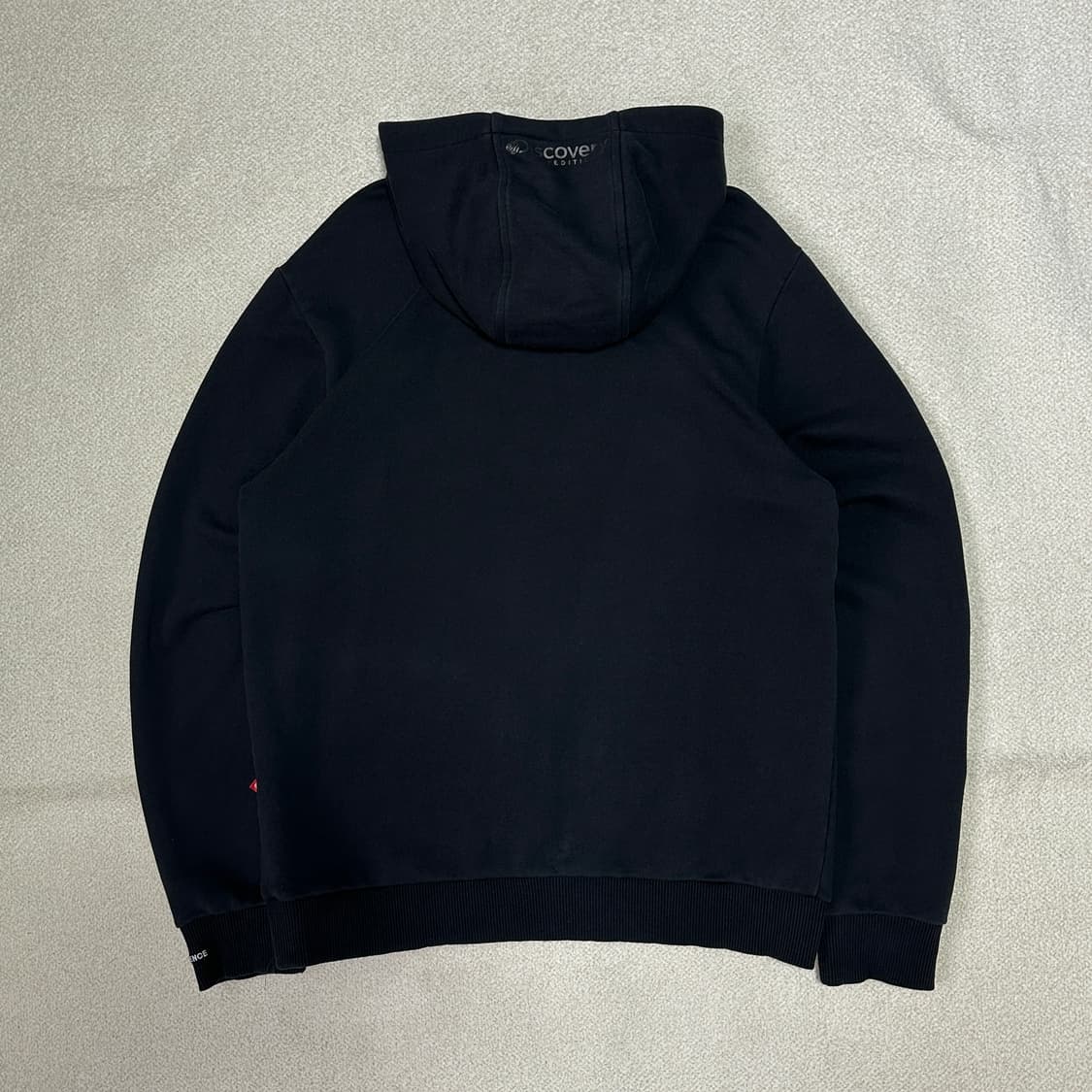 디스커버리 공용 박스 로고 후드티 상품이미지3