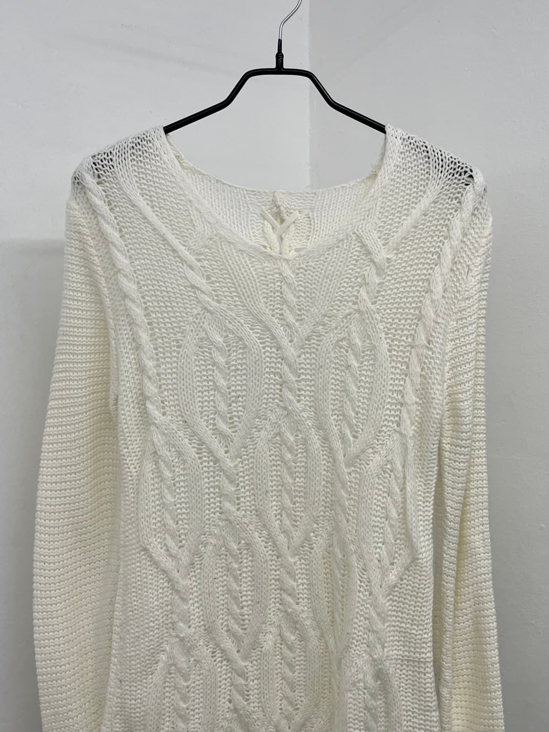 퓨어 화이트 아일렛 니트 원피스 상품이미지3