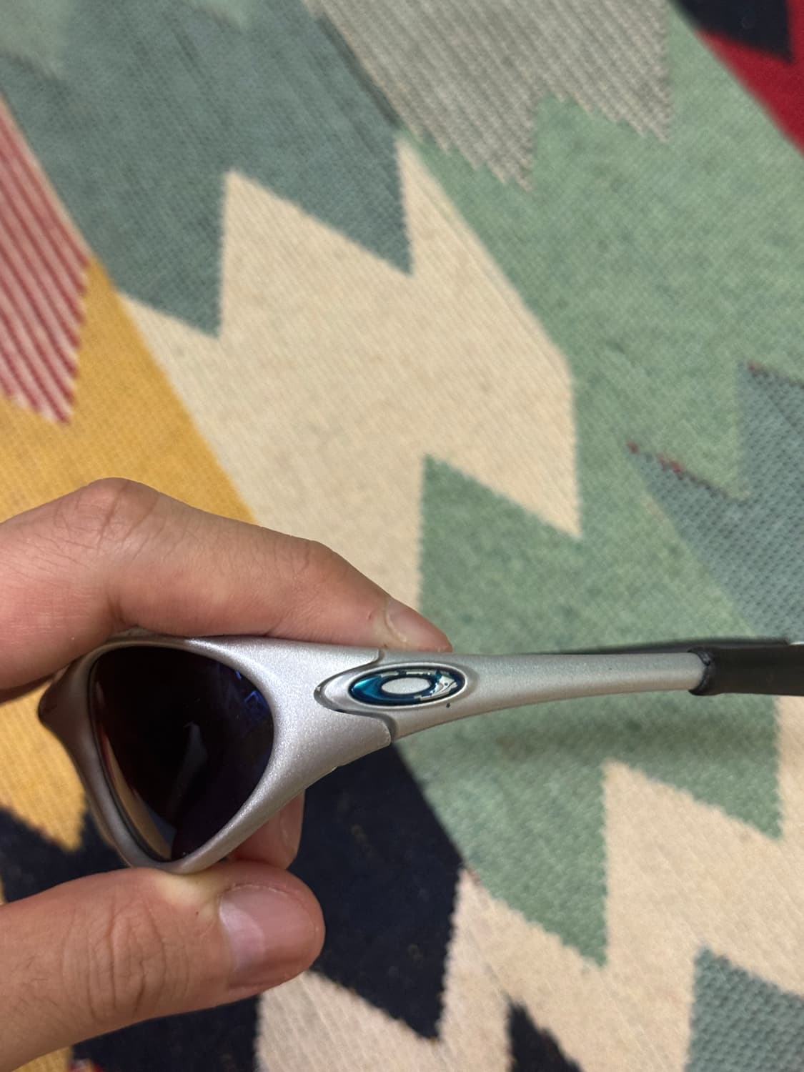 오클리(미뉴트) 실버블루 아이콘 상품이미지3