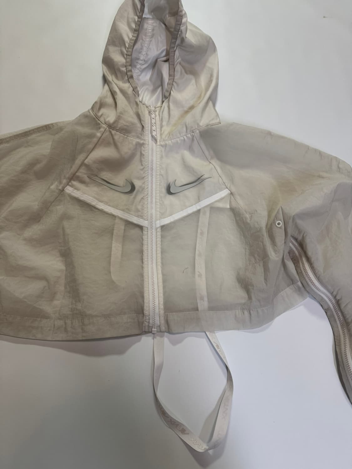 나이키 크롭 시스루 바람막이(M사이즈) 상품이미지2