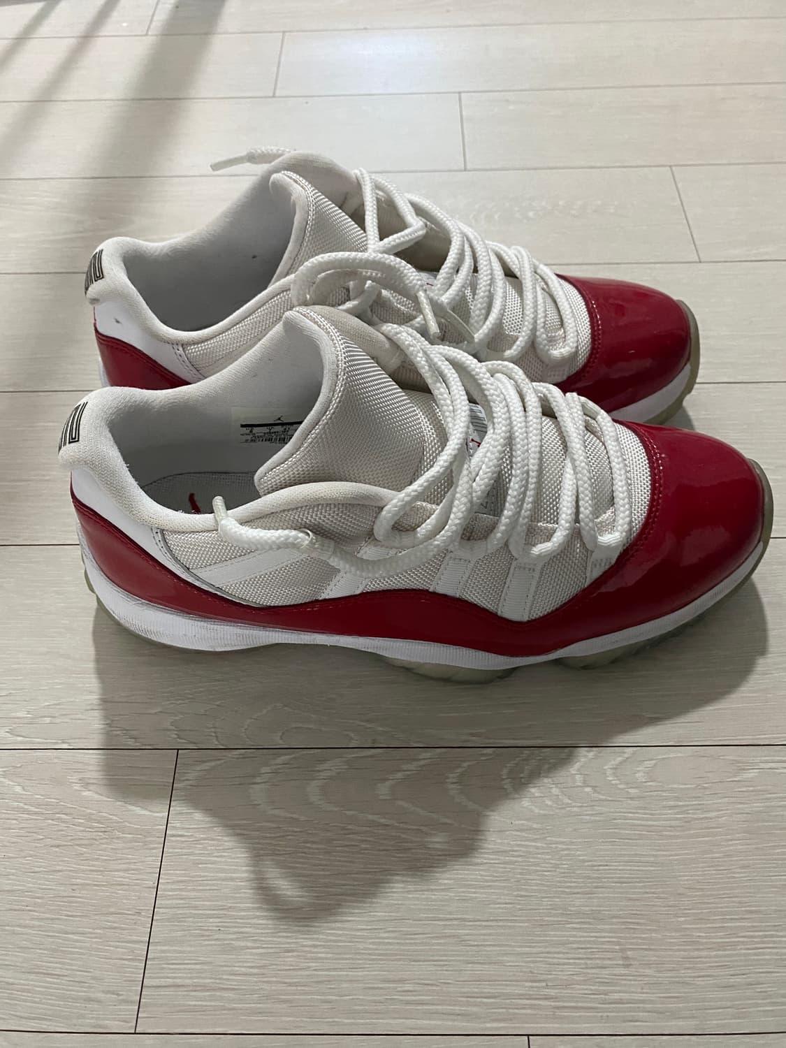 조던11 급처합니다 사이즈260 상품이미지3