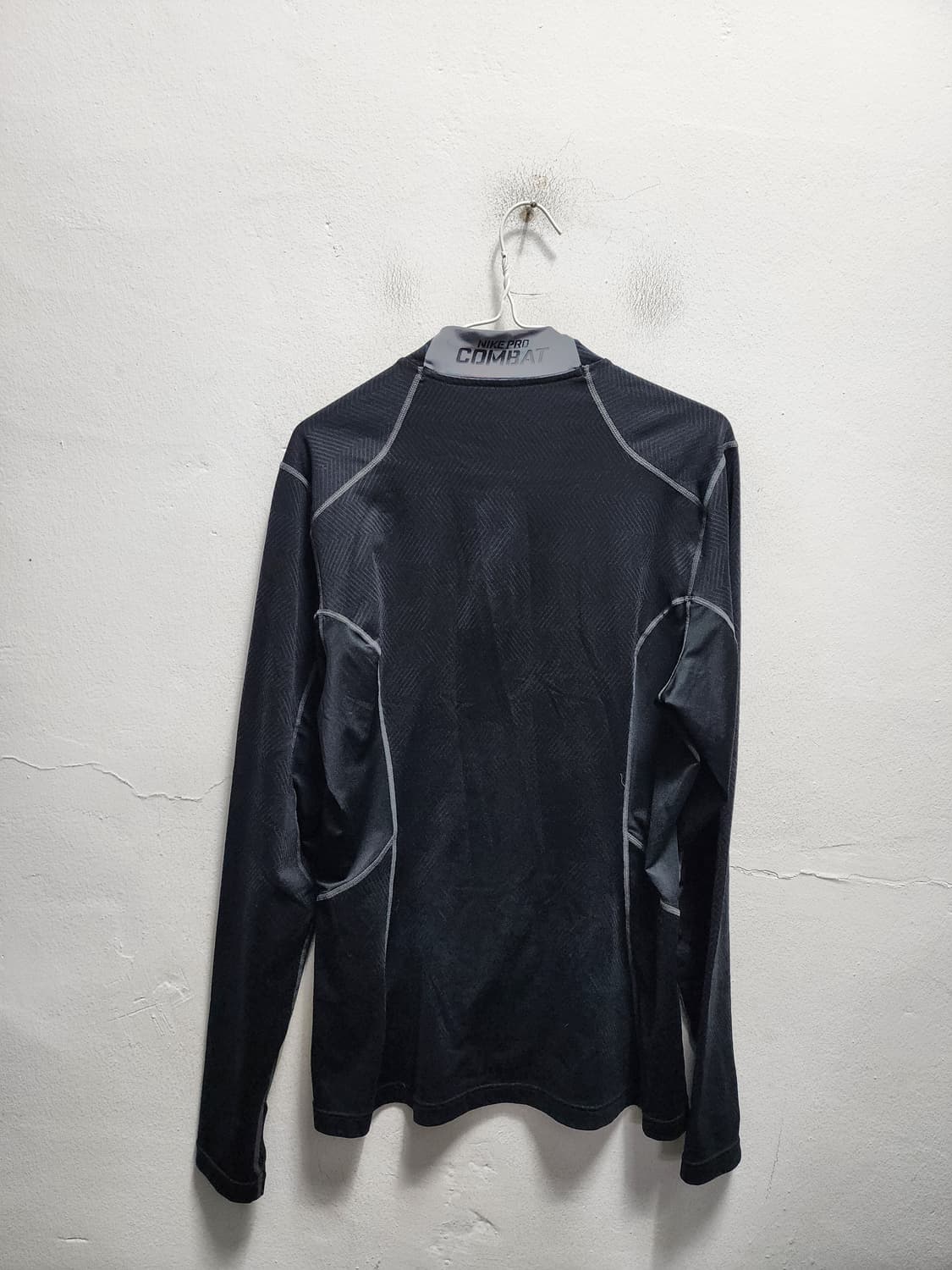 나이키 하이퍼웜 프로컴백 긴팔티 상품이미지2