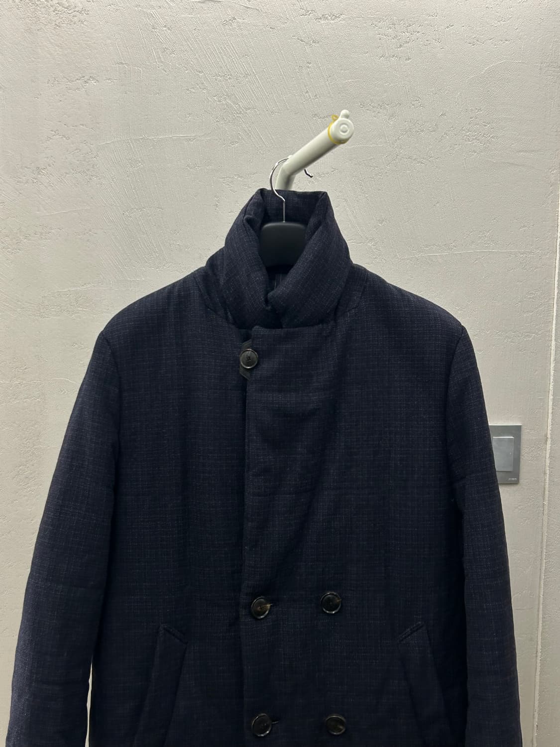 customellow 커스텀멜로우 네이비 더블 버튼 코트 상품이미지4