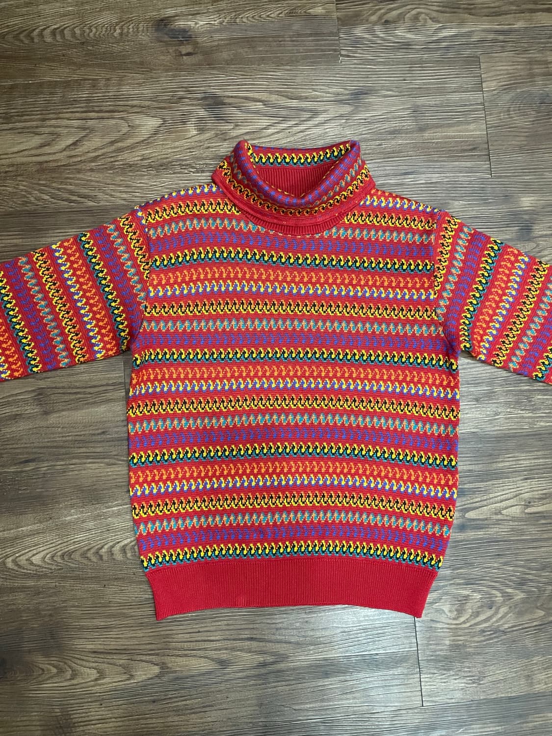 (유일매물) 입생로랑 YSL 일본판 자수로고 패턴 니트 스웨터 상품이미지1