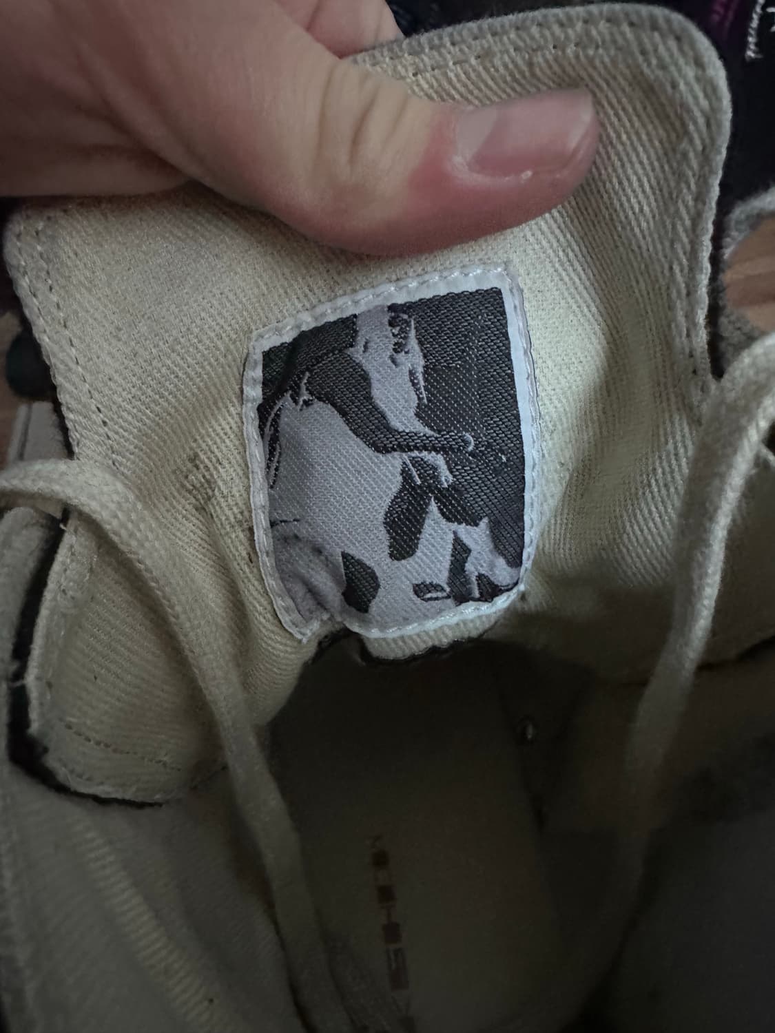 릭오웬스 다크쉐도우 메가범퍼 스니커즈 39size 상품이미지2