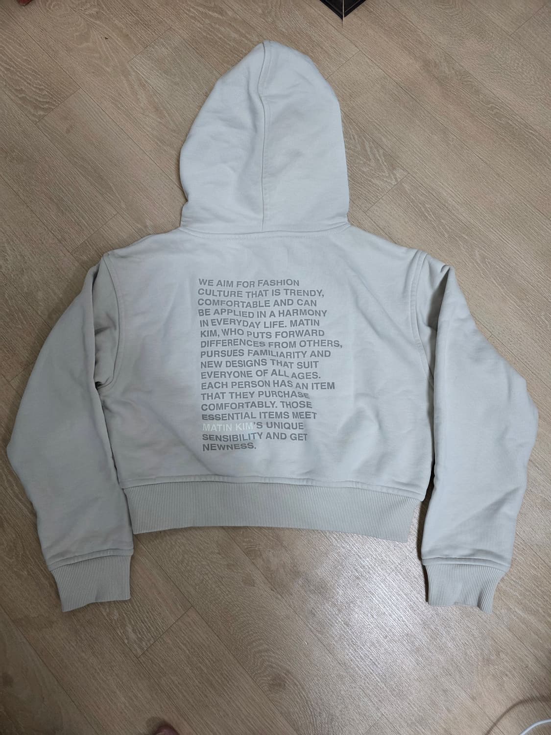 마뗑킴 크롭 후드티 상품이미지1