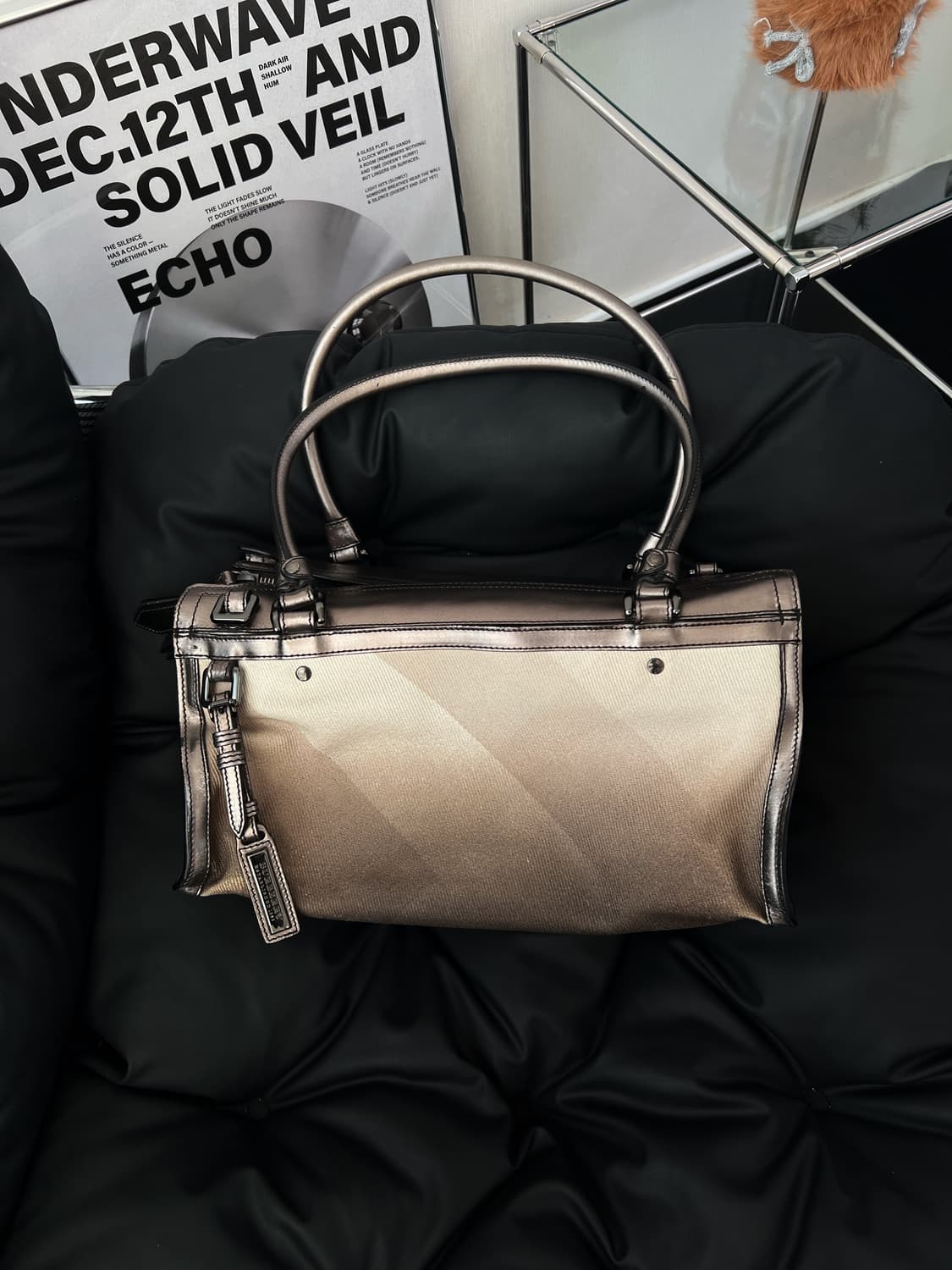 버버리 메탈릭 노바 체크 필그림 숄더백  상품이미지2