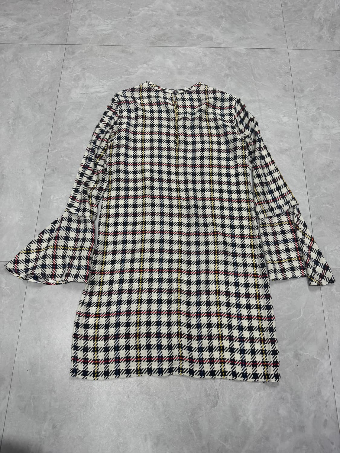 이큅먼트 실크 상품이미지2