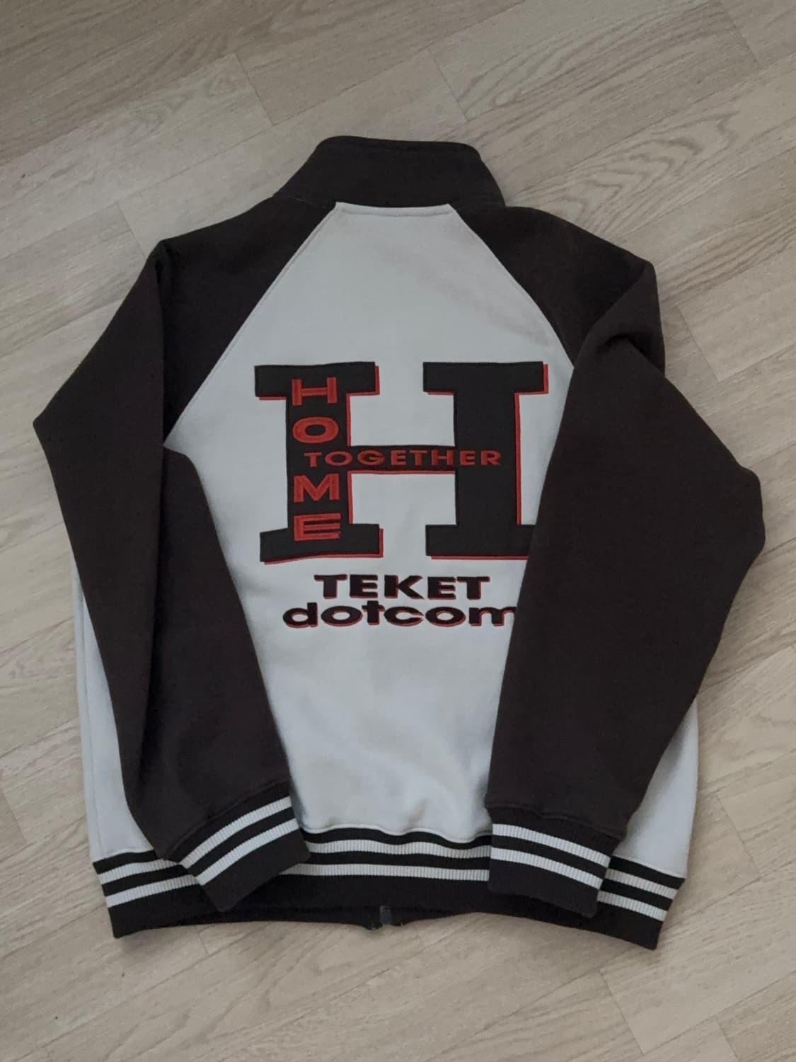 테켓 H 집업 상품이미지2