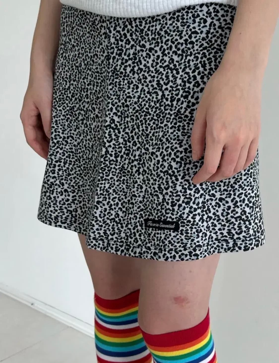 구매) 샵페어리 레오파드 미니 슬릿 스커트 블루 상품이미지1