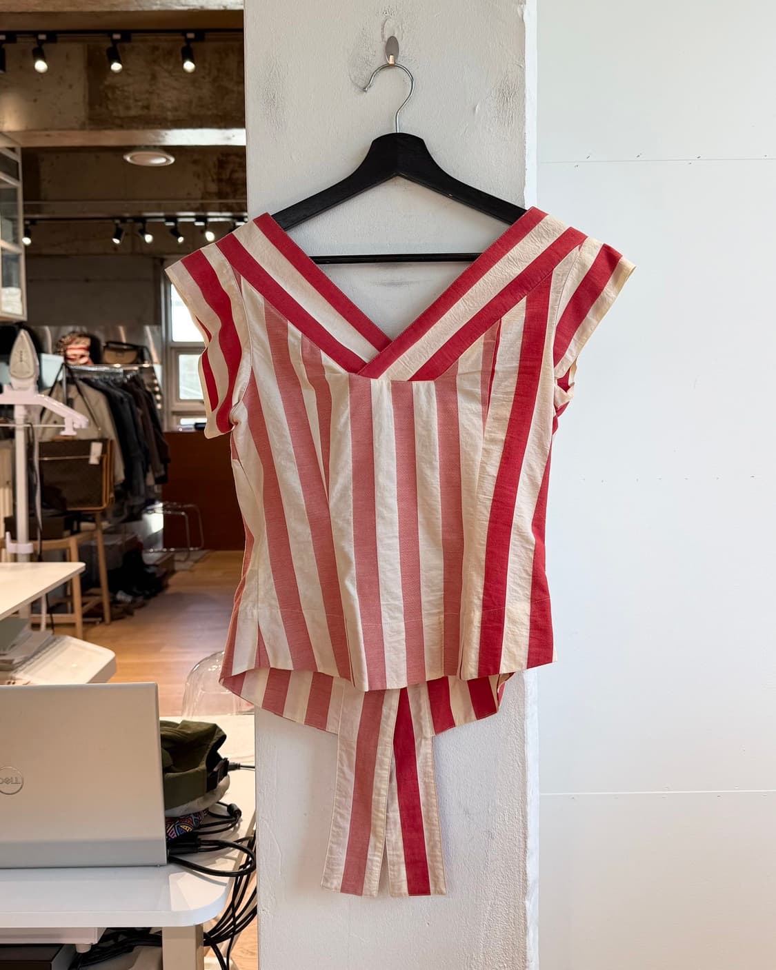 비비안 웨스트우드 레드라벨 레드 스트라이프 슬리브리스 상품이미지7