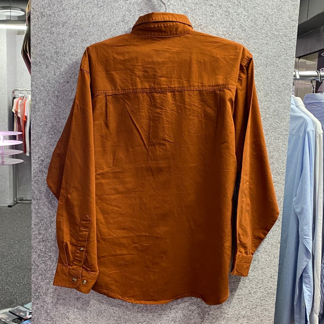 칼하트 패치로고 원포켓 브릭 셔츠 B3158 상품이미지4