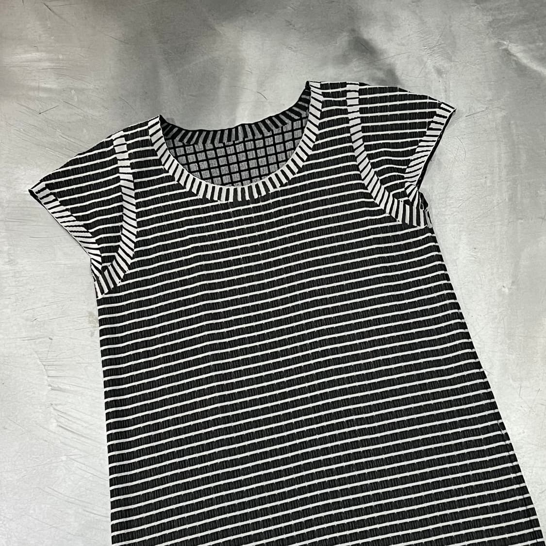  플리츠플리즈 스트라이프 하프 니트 y16337 상품이미지3