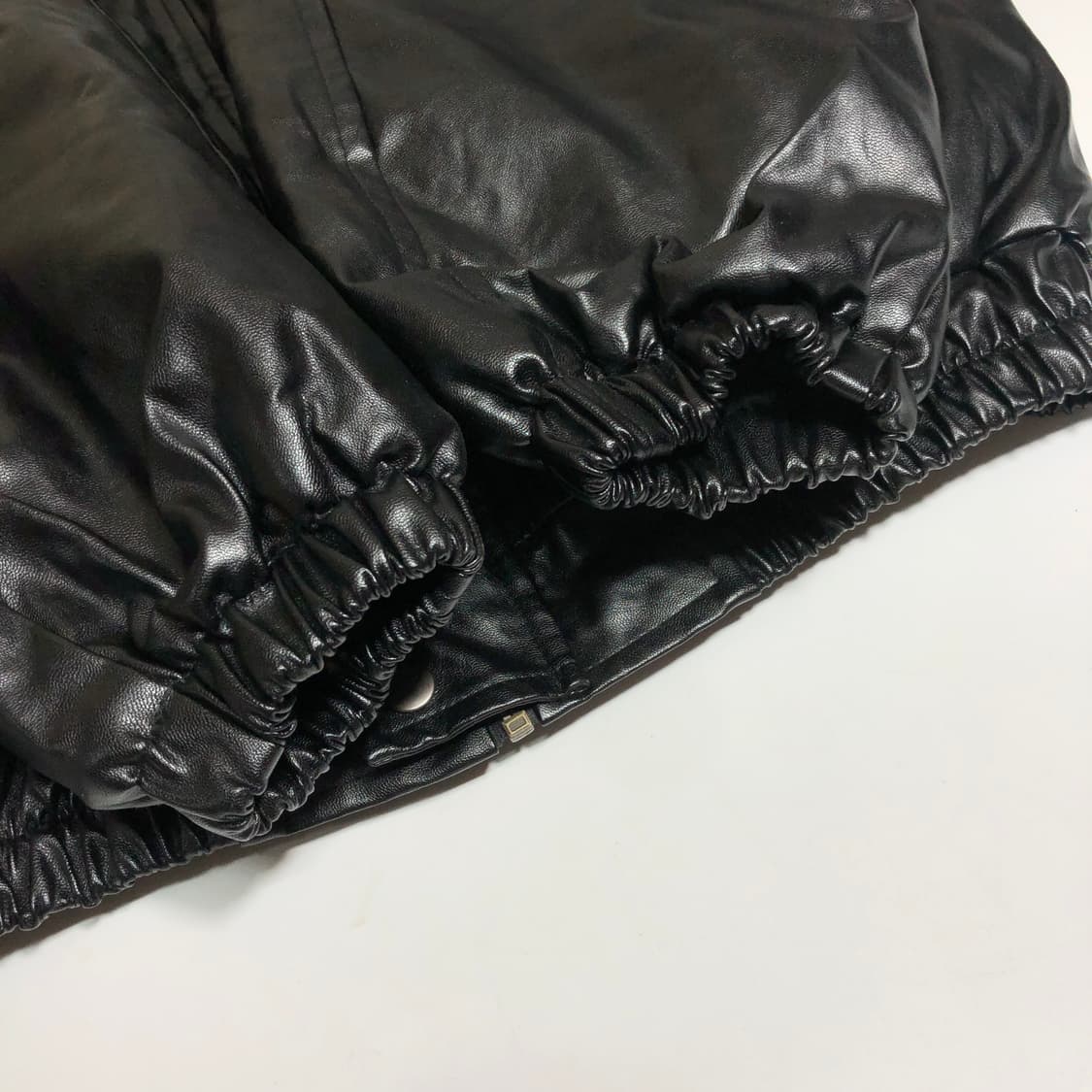 에이틴밀리미터 레더 봄버 자켓  상품이미지5