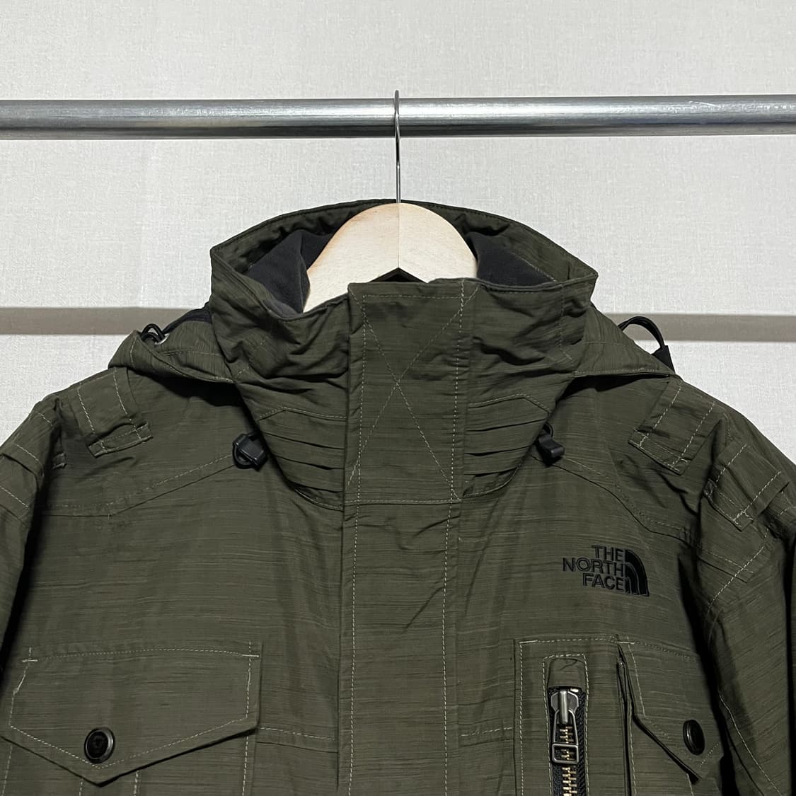 노스페이스 카키색 점퍼 S 상품이미지3