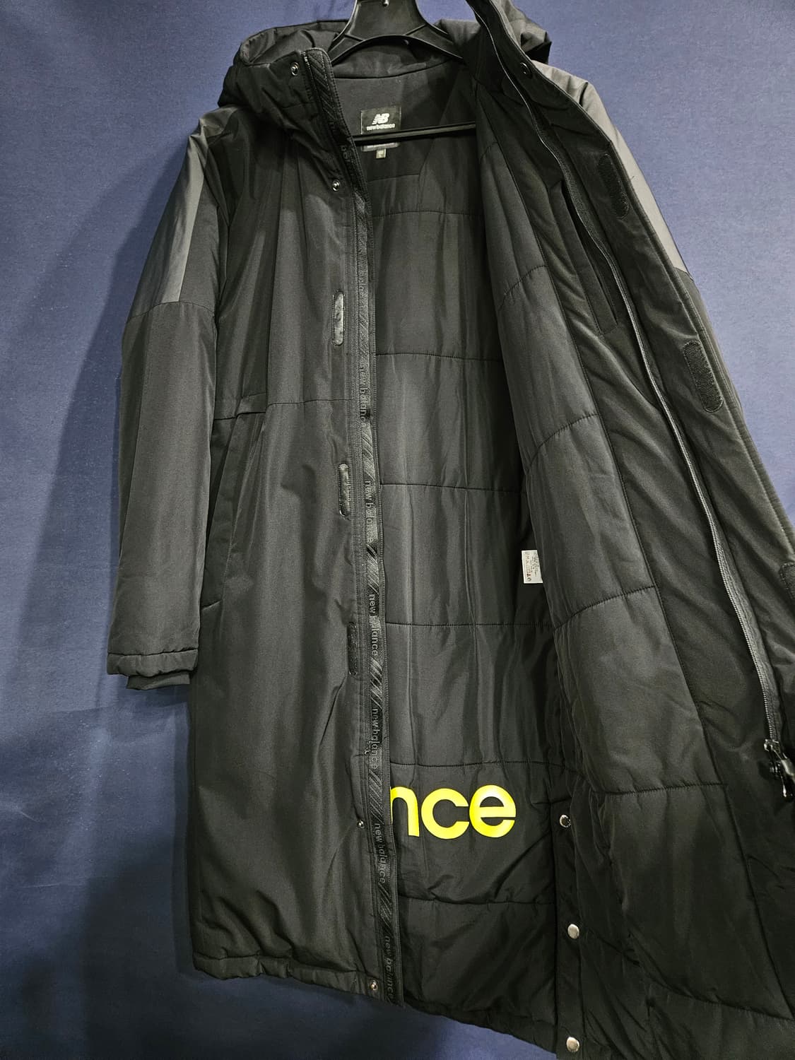 뉴발란스 블랙컬러 남성 100 롱패딩  상품이미지8