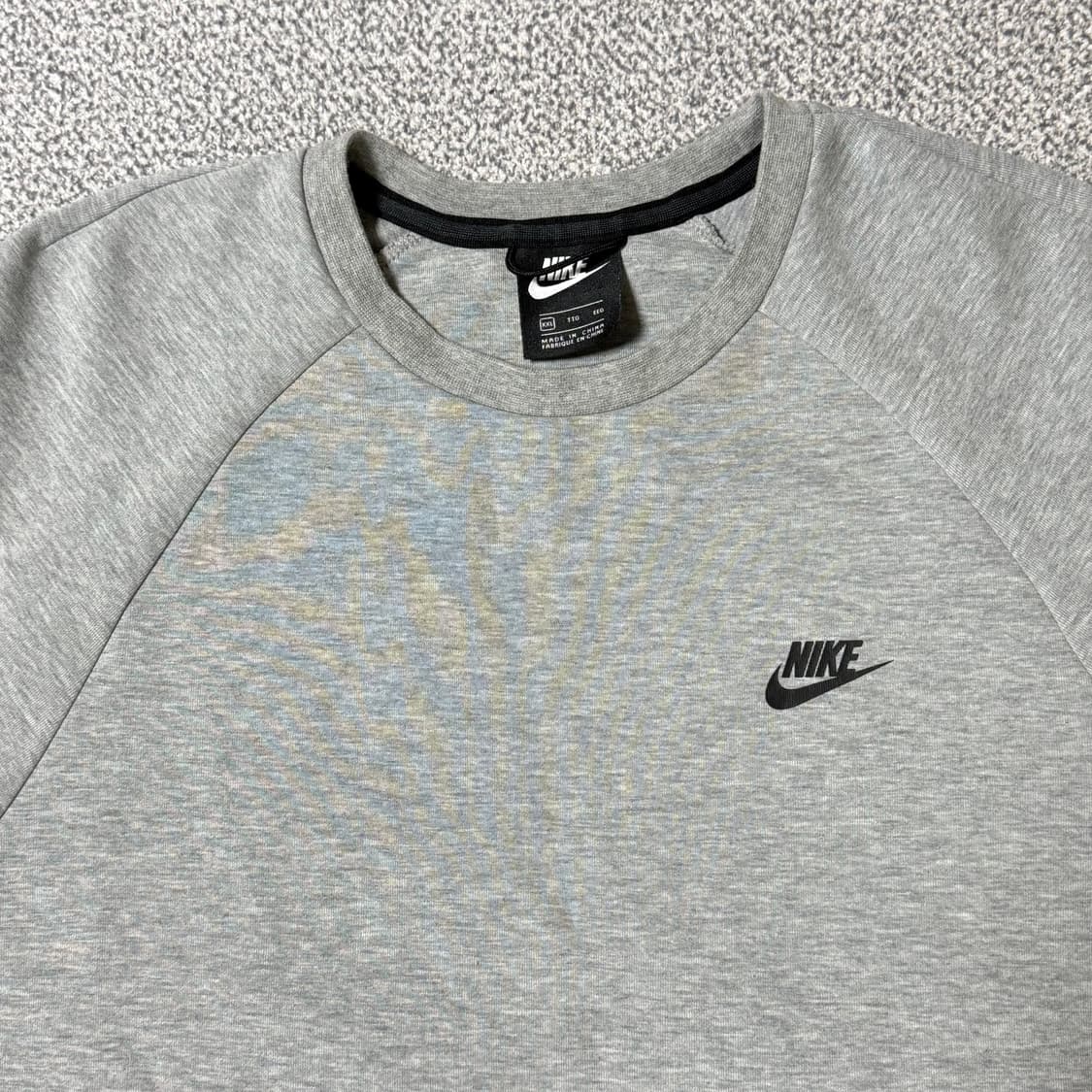 [정가 10만원] 나이키 테크팩 롱슬리브 XXL 상품이미지4