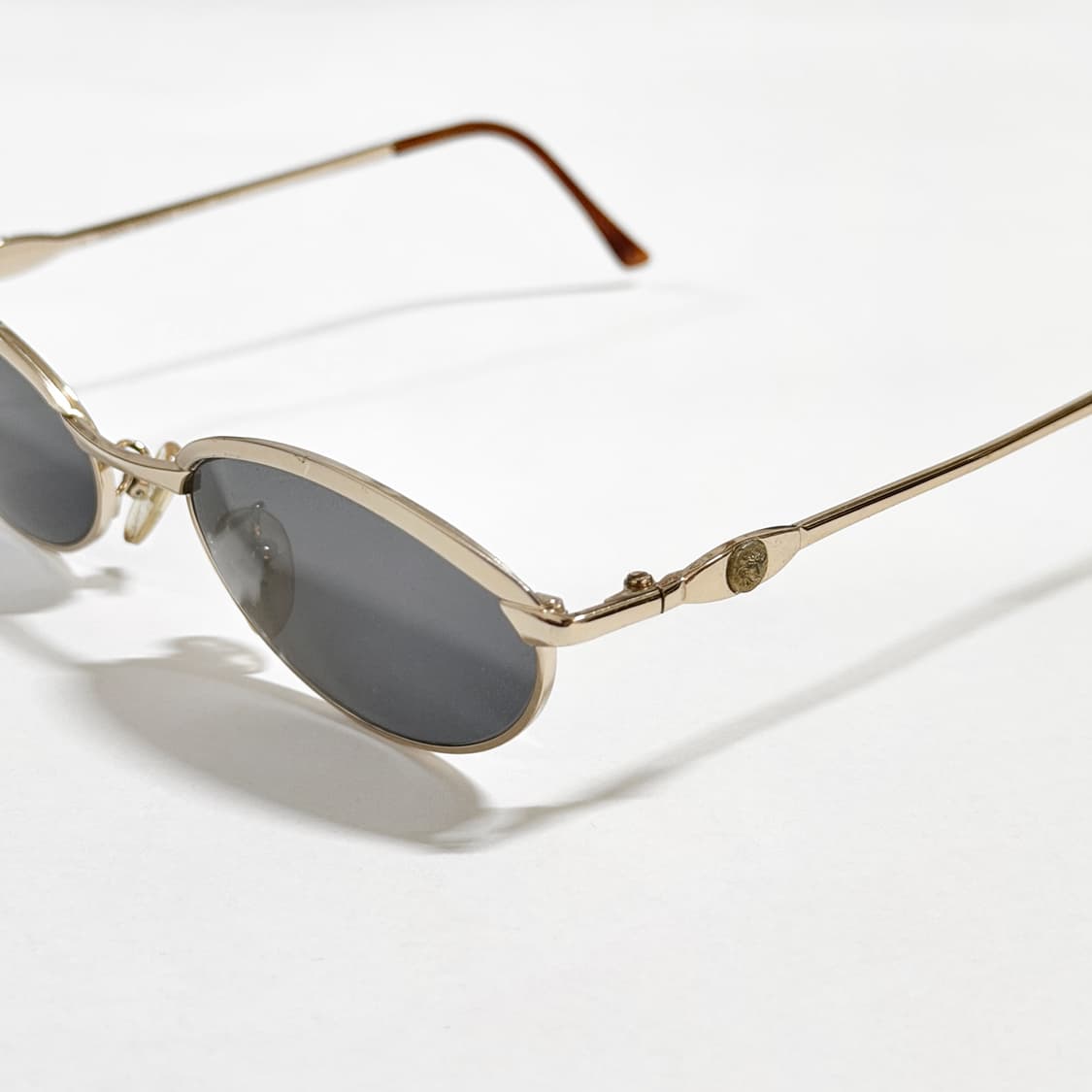 90's 올드 베르사체 금장 메두사 빈티지 선글라스 상품이미지1