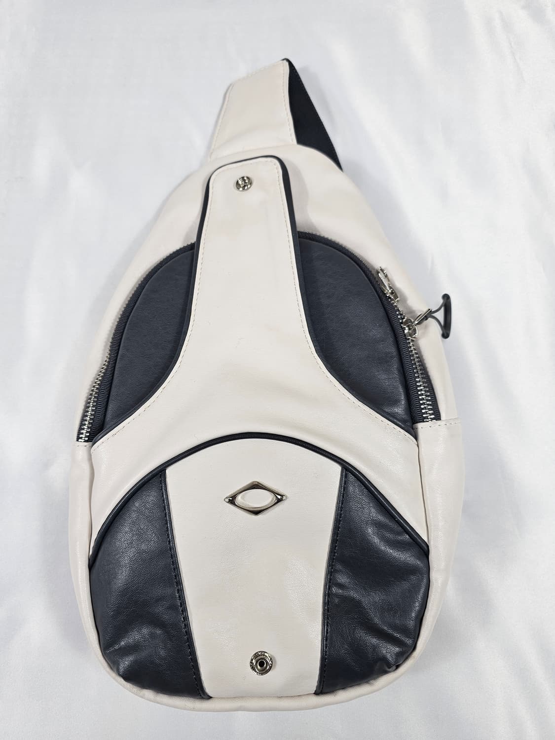 미스치프슬링백 상품이미지1