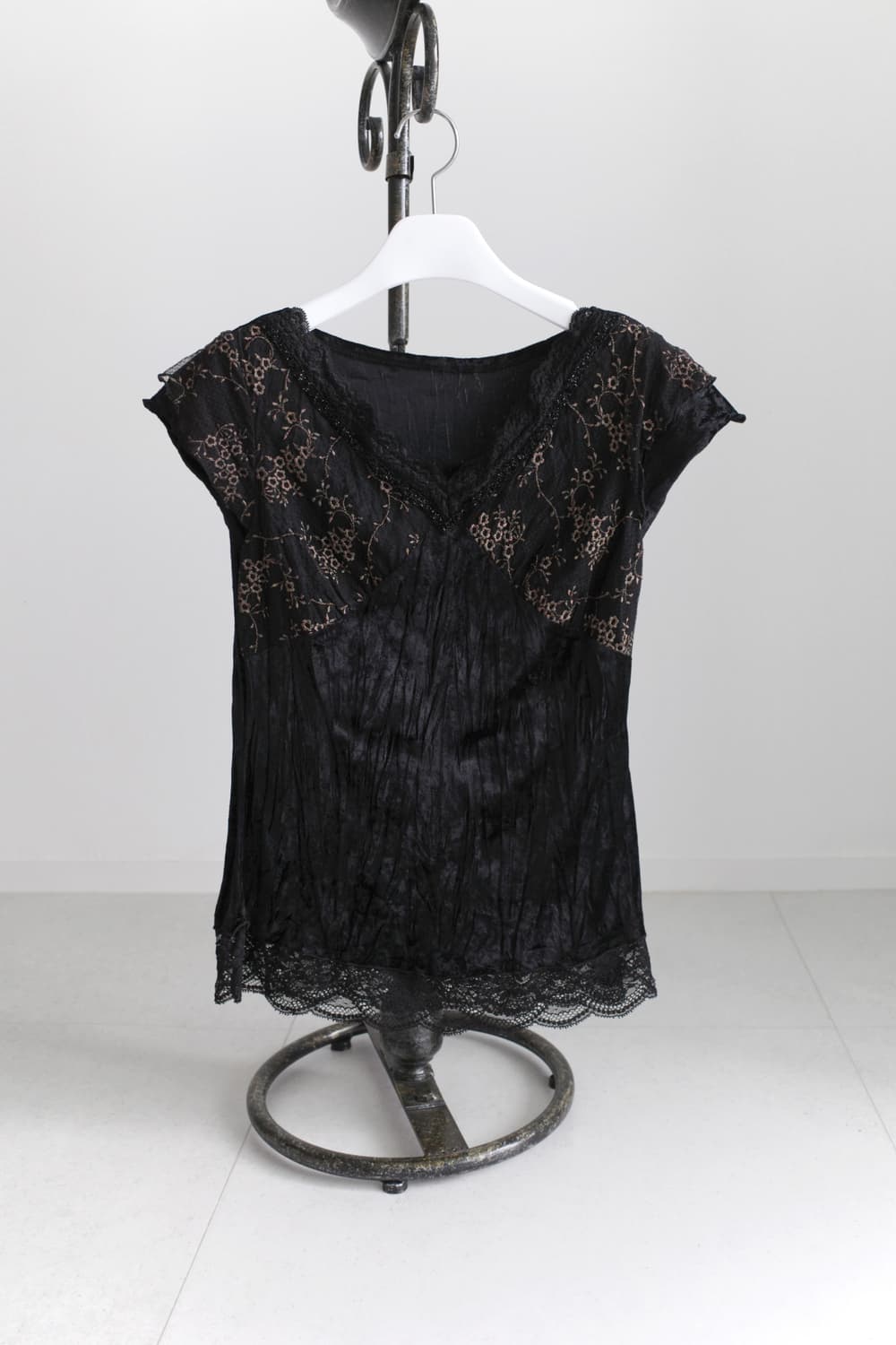 velvet flower blouse 상품이미지1